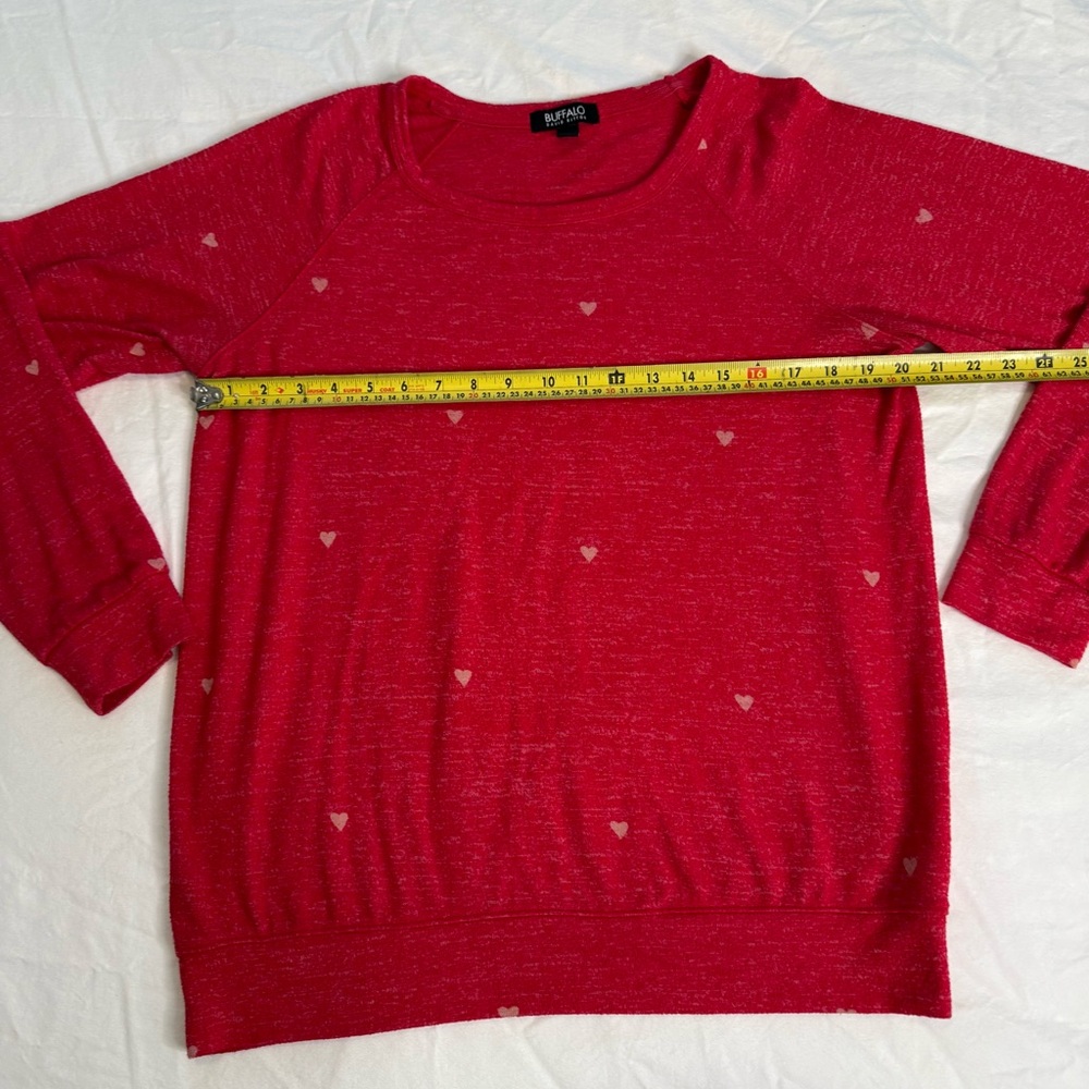 Buffalo David Bitton Heart Print Sweatshirt M Red Lightweight Knit Pullover - Picture 8 of 11